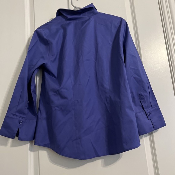Chico’s Purple No Iron Button Up Mid-Rise Top Womens Size O 100% Cotton - Picture 2 of 7